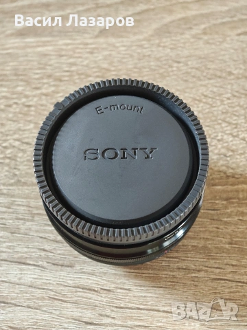 Обектив SONY E 20mm f2.8 (SEL20F28) отлично състояние , снимка 4 - Обективи и филтри - 53594172
