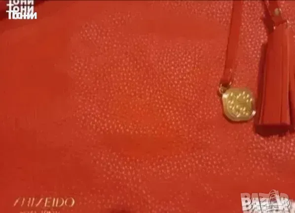 SHISEIDO Оригинал Нова Кожена Дамска Чанта , снимка 7 - Чанти - 49525134