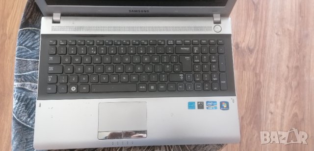 Лаптоп Samsung RV520 - i3/4GB, снимка 2 - Части за лаптопи - 32572349