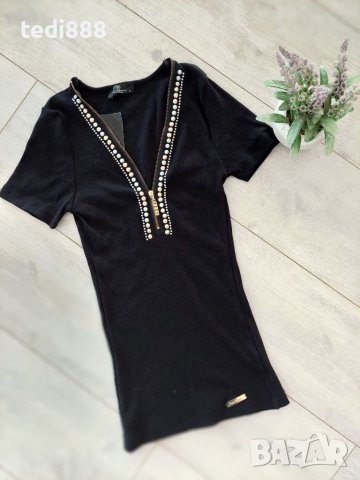 Нова черна блузка с цип, снимка 1 - Тениски - 40301171