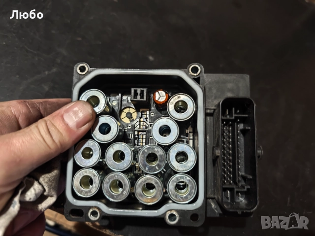 Електроника за модул за АБС ЕСП с номер 4F0 910 517 L Ауди А6 ц6 4ф Audi A6 c6 4f ABS ESP, снимка 4 - Части - 52693340