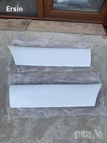 Оригинални лайсни лява и дясна  за Mercedes-Benz Sprinter  цена за комплекта 450.00 лева, снимка 1