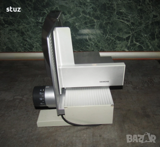 Електрическа машина за рязане на колбаси, хляб, сирена Siemens, снимка 4 - Кухненски роботи - 52540122