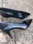 Чисто нови черни обувки на ток, снимка 1 - Дамски обувки на ток - 37894165