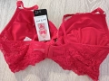 Нов сутиен с камъчета 85/ E или D, снимка 3