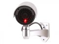 Фалшива камера + Батерии подарък - за външен монтаж с LED индикатор, снимка 3