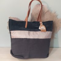 НОВА CLARKS чанта – голяма, тип торба (tote), снимка 2 - Чанти - 43223176