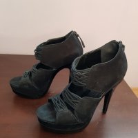 Buffalo черни обувки на ток, снимка 2 - Дамски обувки на ток - 37659165