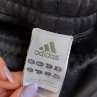 Спортен екип adidas , снимка 4 - Спортни екипи - 36604433