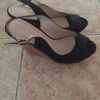 Продавам обувки платформа., снимка 2 - Сандали - 43785525