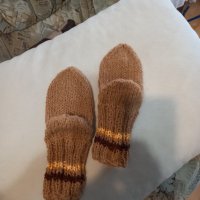 Ръчно плетени детски чорапи от вълна. Дължина на ходилото 16 см., снимка 1 - Чорапи - 39788467