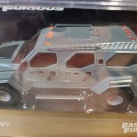 Gurkha LAPV Fast and Furious 2008 - мащаб 1:43 на Hachette моделът е нов в PVC дисплей-кейс, снимка 3 - Колекции - 43226348