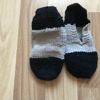 Вълнени Терлици  Ръчно Плетени Бебешки терлици, качествена прежда , снимка 5 - Дамски чорапи - 27312188