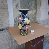 Стара релефна доста  голяма  ваза порцелан, снимка 4 - Антикварни и старинни предмети - 43135069