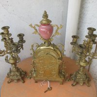 лот Стари, арт, античен, винтидж бароков каминен МЕХАНИЧЕН часовник с АЙЦЕ "ФАБЕРЖЕ"+2 броя свещника, снимка 11 - Антикварни и старинни предмети - 37346781