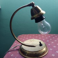 стара настолна лампа, снимка 1 - Настолни лампи - 38252360