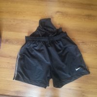 Шорти къси панталони Nike L, снимка 3 - Спортни дрехи, екипи - 37655817