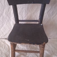 Старо Детско Малко Дървено Столче, снимка 3 - Антикварни и старинни предмети - 43628835