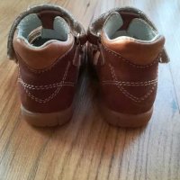 Детски обувки 19номер,, Капчица,,-пролет/есен, снимка 4 - Бебешки обувки - 28865304