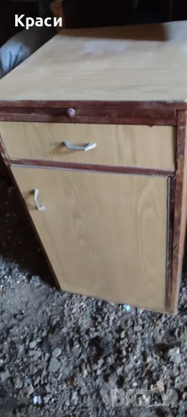 Шкаф секционен с плот, снимка 1