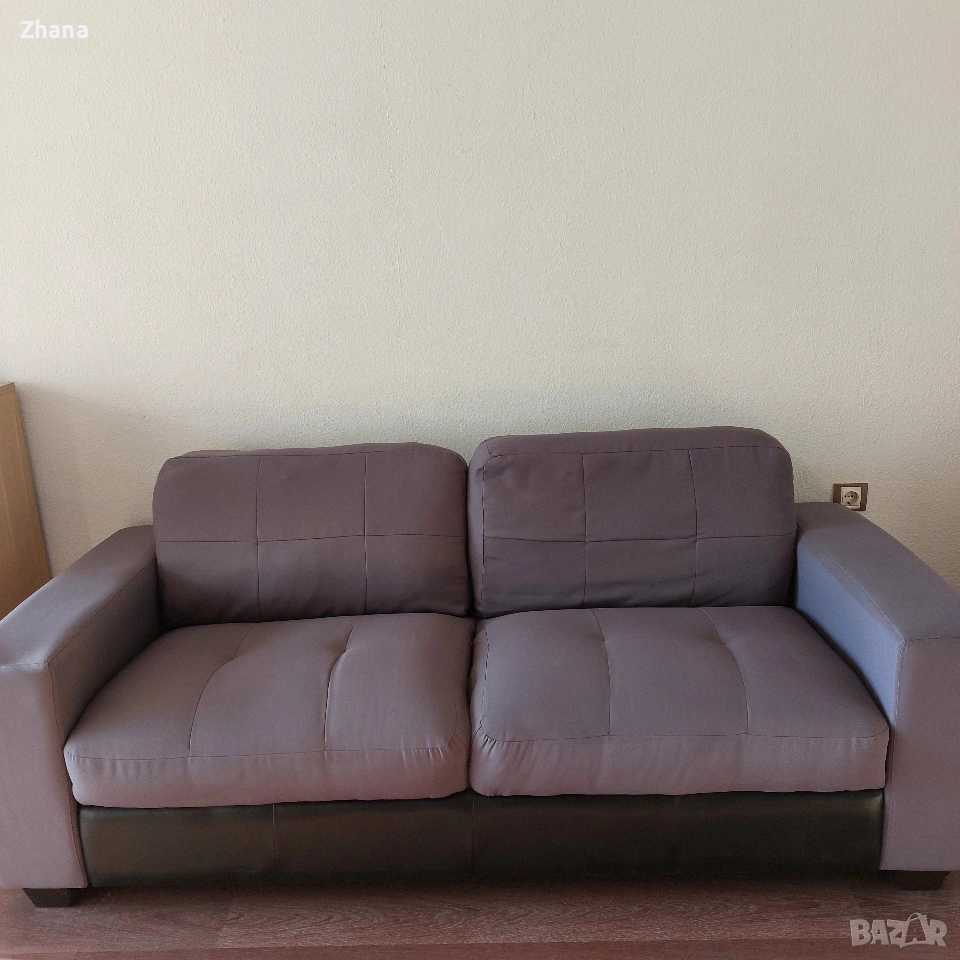 Сив двуместен диван, снимка 1