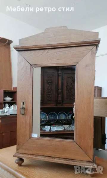 Винтидж помощно шкафче с огледало за стена. Интересен и различен от пълен масив. , снимка 1