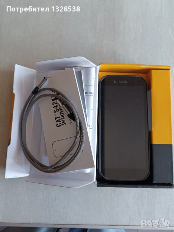 Смартфон CAT S42 H+, снимка 1