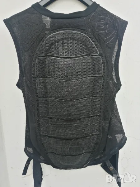 Протектор Amplifi за ски, сноуборд и велосипед, снимка 1