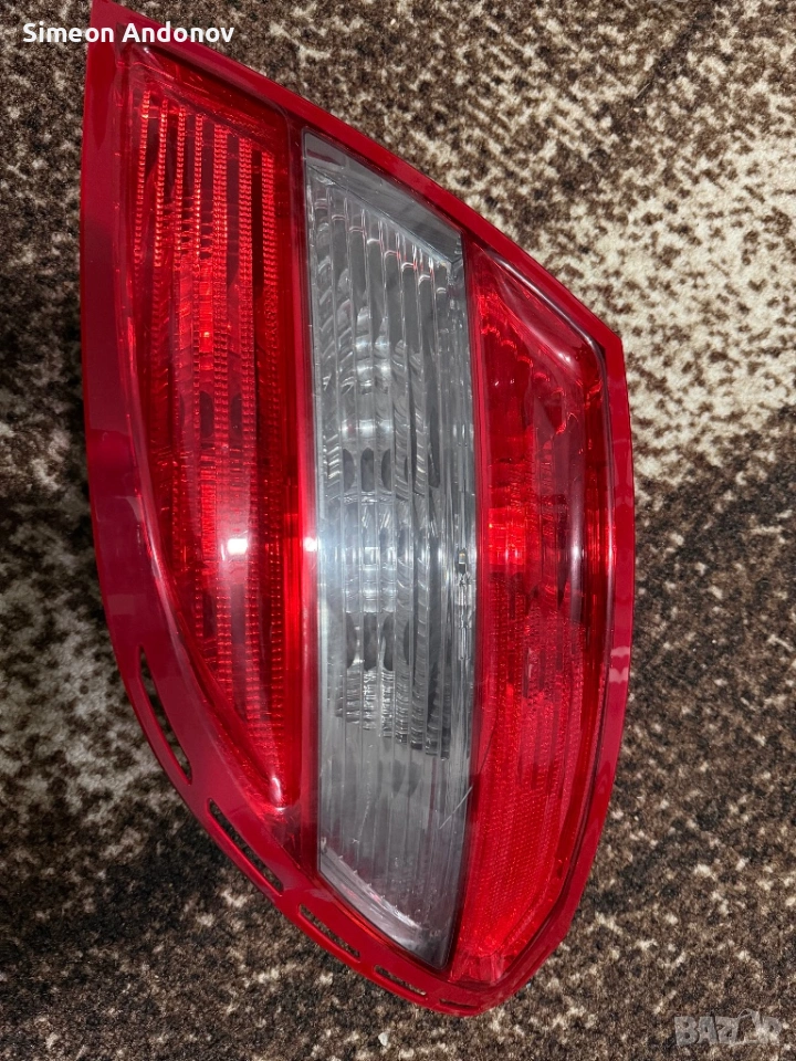 Продавам стоп за мерцедес W204, снимка 1