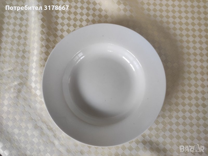 Кръгла чиния за супа, снимка 1