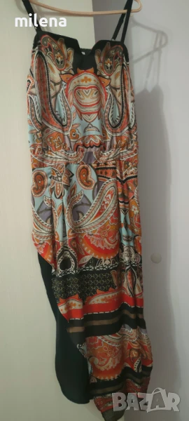 Елегантна многоцветна рокля в размер М, снимка 1