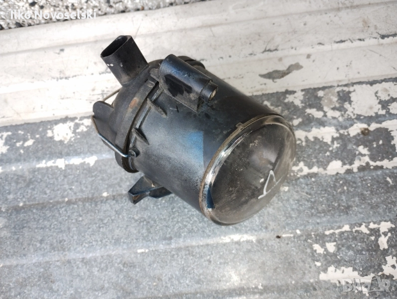 десен фар за мъгла Халогени  Сеат Леон 2007 г, снимка 1