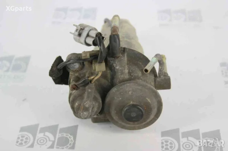 Корпус горивен филтър за Toyota Corolla E12 2.0d4d 116 к.с. (2001-2007), снимка 1