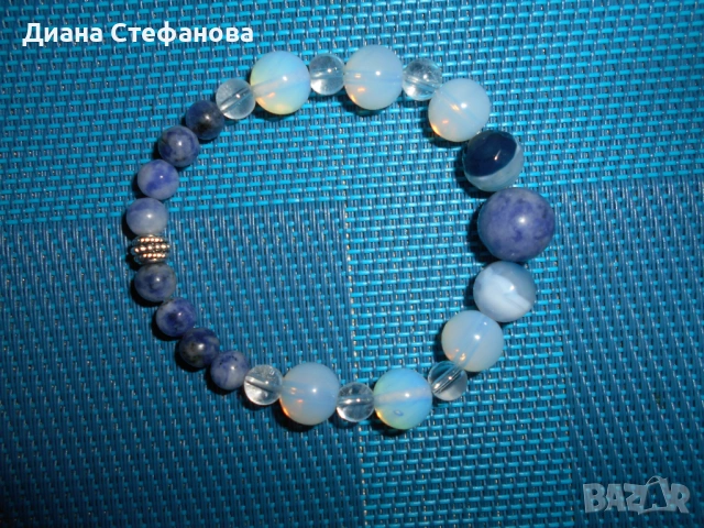 Гривни и колиета естествени камъни - малахит, яспис, розов кварц и др.