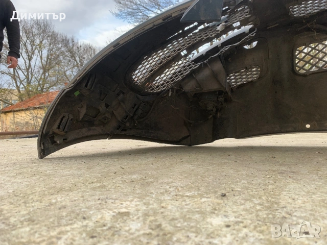 Предна броня VW TOUAREG, снимка 3 - Части - 53295424