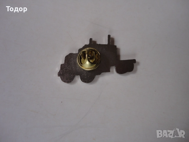 Голям бронзов знак значка камион с емайл , снимка 4 - Колекции - 52669445