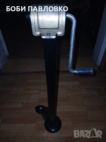 Оргинален винтов крик лада нива, снимка 7 - Аксесоари и консумативи - 51971806