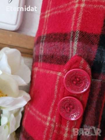 Червено палто пепид PETROFF DONNA , снимка 2 - Палта, манта - 51795828