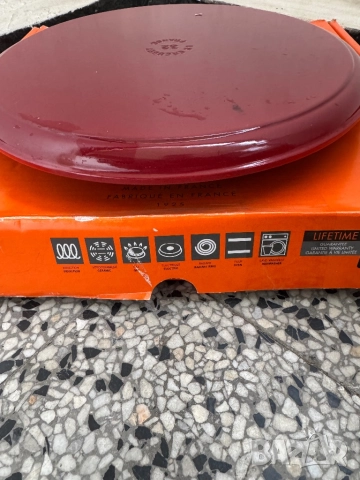 Професионален Чугунен Грил Тиган Le Creuset Cast Iron Ribbed Bistro Griddle 32 cm, Емайлиран!, снимка 5 - Съдове за готвене - 52561455