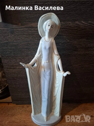 порцеланова дама