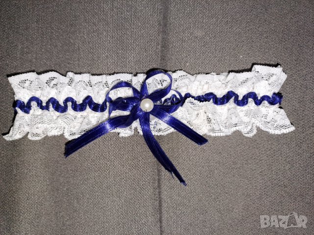 Жартиер от бяла дантела и синя панделка, снимка 3 - Сватбени аксесоари - 39512367