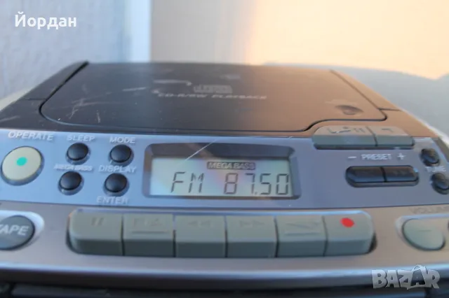 Радио ''Sony CFD S01'', снимка 5 - Радиокасетофони, транзистори - 48757636
