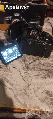 Фотоапарат Nikon D5600 + 18-55mm, снимка 2 - Фотоапарати - 52775505