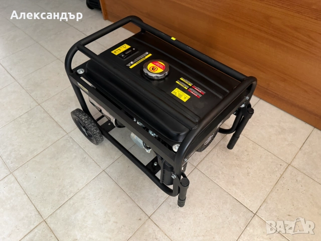 Бензинов генератор Hyundai HHY7000FE - монофазен, снимка 3 - Други машини и части - 53526219