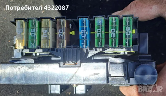 BSI модул / Бушонно табло от Peugeot 1007 1.6I 16V 110к.с NFU, снимка 2 - Части - 50368325