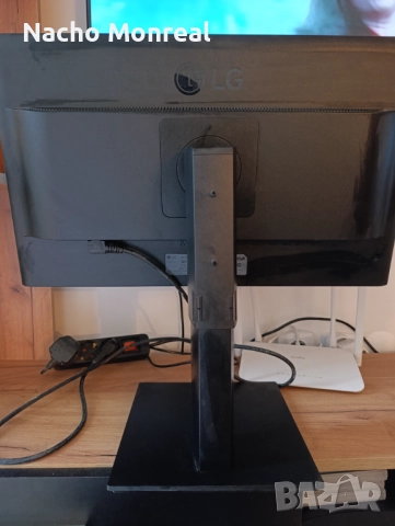 Монитор LG, снимка 1