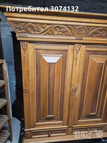 Гардероб с дърворезба изработен изцяло от масив, снимка 4 - Гардероби - 52807124