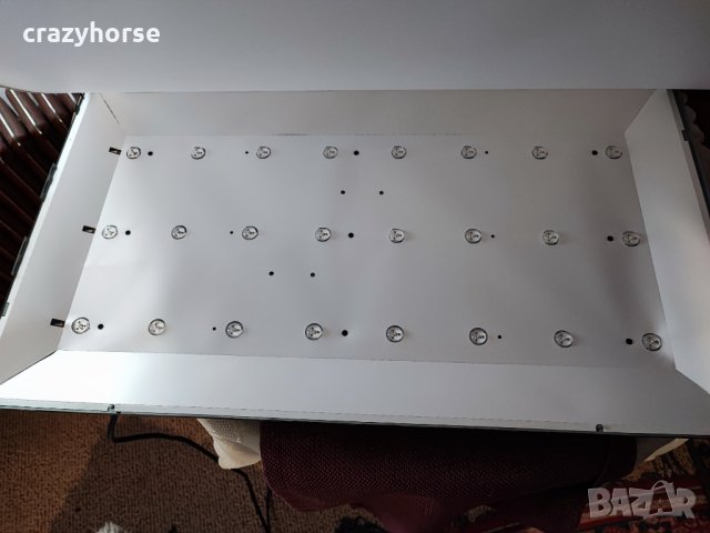 Телевизор Tesla 32K307BH със счупен LCD панел, снимка 2 - Телевизори - 43370444