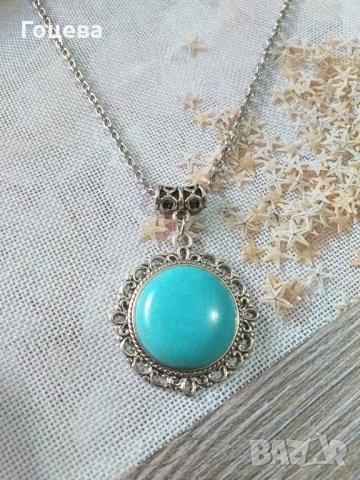 Прекрасно колие с медальон с голям кръгъл Тюркоаз и орнаментирана основа в цвят Сребро , снимка 4 - Колиета, медальони, синджири - 32877800