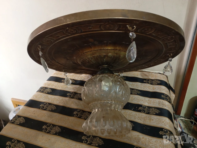 Полилей арт деко 